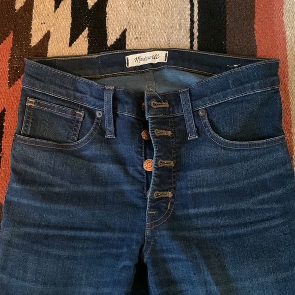 Madewell - 9” high rise skinny with front buttons - Picture 2 of 5